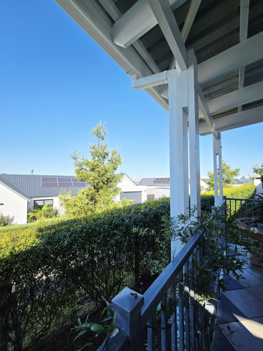 2 Bedroom Property for Sale in Kingswood Golf Estate Western Cape